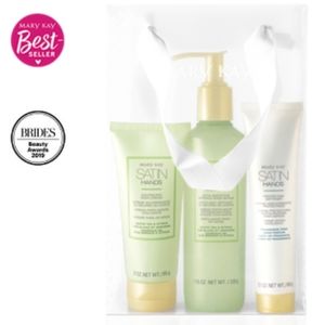 Mary Kay Satin Hands Pampering Set